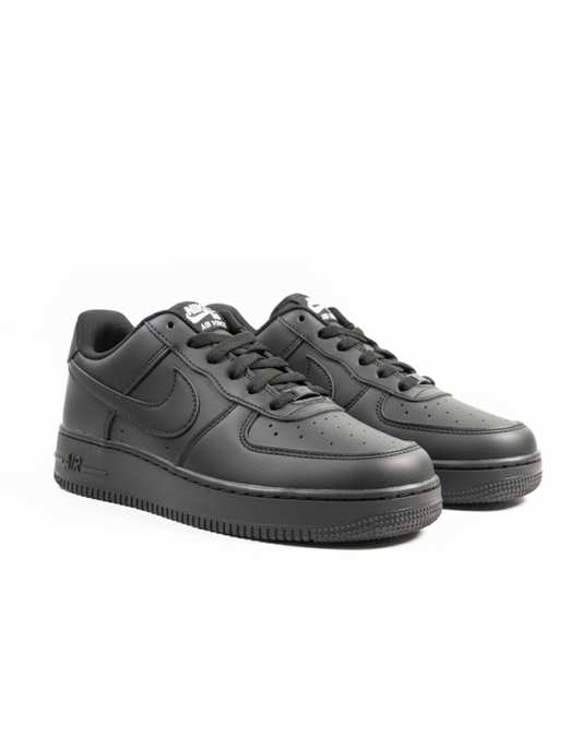 Nike Air Force - Triple Black Sneakers